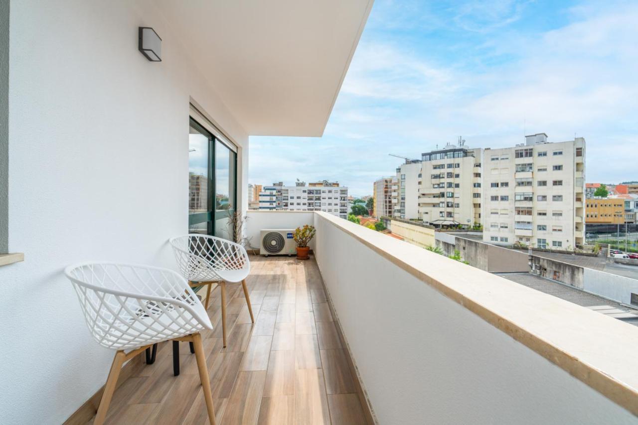 Gaia Terrace Apartamento Qian 2Br Ac L Free Parking Vila Nova de Gaia Eksteriør billede