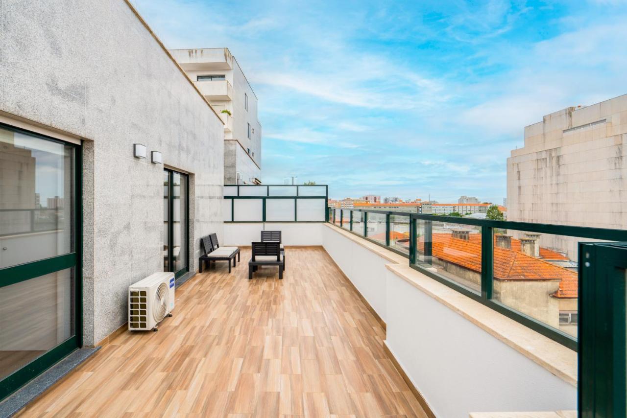 Gaia Terrace Apartamento Qian 2Br Ac L Free Parking Vila Nova de Gaia Eksteriør billede