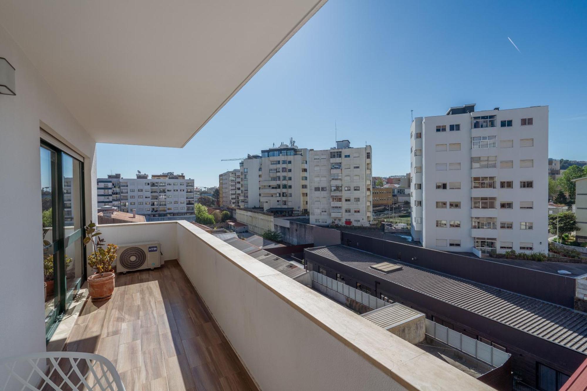 Gaia Terrace Apartamento Qian 2Br Ac L Free Parking Vila Nova de Gaia Eksteriør billede
